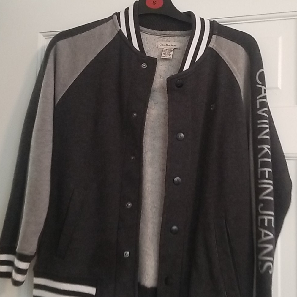 Calvin Klein boys size 8